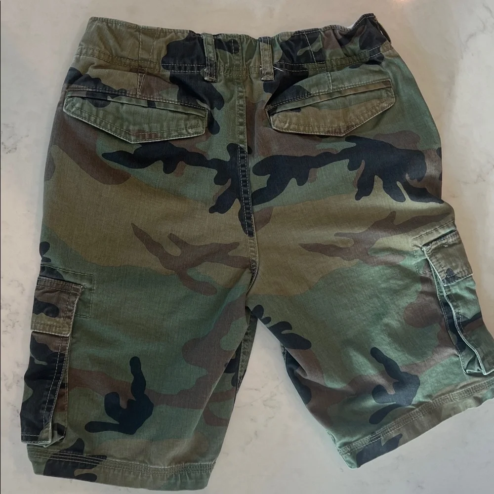 GAP Kids Boy’s Camouflage Cargo Shorts - Picture 2 of 5